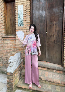 Bộ Quần Áo Lụa Latin Phối Áo Gấm Cổ Trụ Họa Tiết Truyền Thống Việt Nam