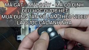 Remote Điều Khiển Cửa Cuốn Sao Chép Mã Nhảy YET Inox 433mhz-315mhz-350mhz-365mhz Kèm Pin. key