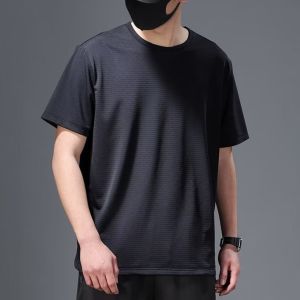 ꕥCatalog Menꕥ เสื้อยืดชาย คอกลมแขนสั้น ผ้าวอร์มรู ระบายอากาศได้ดี สีพื้น 2 สี ใส่ออกกำลังกายได้