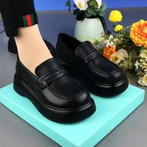 Free Shipping Versatile Soft-Soled Loafers For Women 2026 Autumn New Style Slip-On Small Leather Shoes Non-Slip Platform Thick-Soled Flats