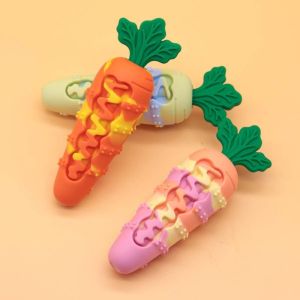 OUTOPEN Interactive Carrot Sound Chewing Toy Bite-resistance Teeth Grinding Sound-Producing Toy Interactive Toy Squeaky Design Pet Chew Toy Small Dogs Training