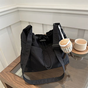 กระเป๋าสะพายไหล่ ขนาดเล็ก จุของได้เยอะ น้ําหนักเบา เข้ากับทุกการแต่งกาย สไตล์ญี่ปุ่นB284