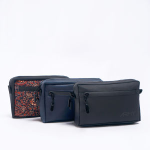 ARMY Pouch Tas Selempang waterproof multifungsi bisa jadi pouch dan clutch. Dengan tempat Handphone transparan layar sentuh