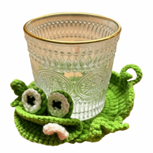 GROCERIY Creative Crochet Squirrel Coasters Pressable Non-Slip Woven Frog Coaster Multi Functional Funny Water Cup Mat Home Decor