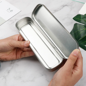 ปากกาโลหะขนาดกะทัดรัดพร้อมกล่องฟองน้ำคุชชันปากกาสี่เหลี่ยมผืนผ้าขนาดเล็กสำหรับธุรกิจผู้หญิงผู้ชายนักเรียนครูวันเกิด