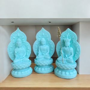 Bộ ba tam thánh dáng ngồi cao 18cm (phật adida- Phật quan âm- phât Địa Tạng) chất liệu Đá đúc (-Nhiều màu sắc). Trang trí trên ô tô tiểu cảnh bonsai ghép lũa để bàn trà phòng khách bàn làm việc thờ cúng phong thủy…