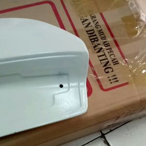 Spoiler rush/terios tahun 2004-2017 plastik abs + lampu