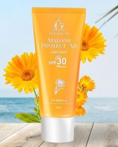 𝗝𝗨𝗡𝗞𝗜𝗘 𝗠𝗔𝗞𝗘𝗨𝗣 -Madame Gie Madame Protect Me Sunscreen With Calendula SPF 30 PA +++