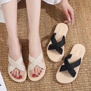REEBO Waterproof Cross Rope Slippers Non-Slip Holiday Vacation Beach Slippers Casual EVA Woven Style Sandals Girls