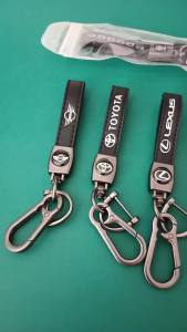 Premium Metal Car Keychain Zinc Alloy Key Holder Creative Anti-lost Waist Hanging Accessory for Men