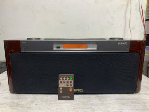 Máy nghe nhạc cao cấp của Sony D - 3000 bãi nhật nghe cực hay trưng bày chất( có khiển zin kèm)