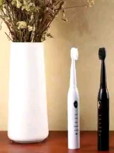Bàn chải điện ELECTRIC TOOTHBRUSH-mua bàn chải tặng 4 đầu chải tiện lợi
