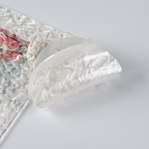 [จัดส่งในกทม] แฟชั่นเกาหลี กิ๊บหนีบผม กิ๊บอะคริลิก สไตล์เรียบง่าย คลิปปลาฉลาม เทรนด์สไตล์เกาหลี คุณภาพสูง 8 สี