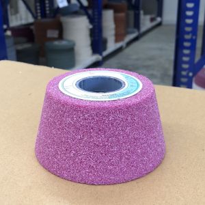 หินเจียรทรงถ้วยเฉียง (เตเปอร์) หน้ากว้าง 4นิ้ว หนา2นิ้ว  รูใน31.75 เบอรืความละเอียด4ระดับ 36-46-60-100 ใช้เจียรเหล็กเหนียว