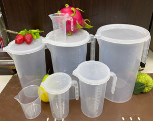 Ca đong nhựa CÓ NẮP cốc đong đinh lượng bằng nhựa trong suốt chia vạch