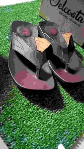 Sandal pria kulit aslii model jepit Delcosta Dc 024 full kulit sampai alas
