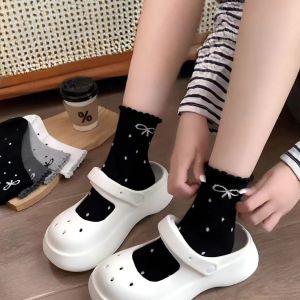 ถุงเท้าคอตตอนผูกโบว์ ถุงเท้าผ้าฝ้ายผูกโบว์ ทันสมัยและน่ารัก ถุงเท้า สไตล์มหาวิทยาลัย นุ่มสบาย สไตล์หลากสี บุคลิกภาพ