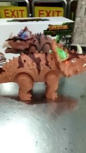 expedition triceratops (battery operated) 3338