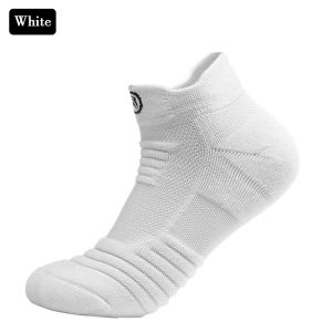 Sports Socks Basketball / Football /Running SocksBreathable Anti slip Thick Towel Bottom Socks For Sports&Outdoor Teenager Men and Women