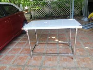 โต๊ะสแตนเลสหนึ่งชั้นวาง 2 ขนาด [120*70*85 cm] [150*70*85 cm]