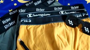 CELANA DALAM BOXER CELANA DALAM RANDOM SATUAN