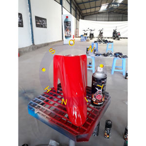 Sơn xịt xe máy Samurai màu đỏ nổi bật 15/23 (400 ml)