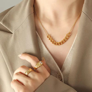 Kalung Titanium Wanita Terbaru Rantai Kombinasi