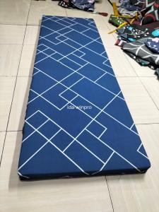 alas duduk lantai busa ukuran 50x50x5cm