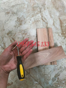 Dụng cụ tách hạt sen tặng kèm thông tâm