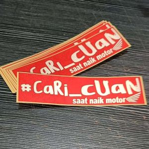 stiker cutting cari cuan saat naik motor Honda stiker motor stiker lucu stiker kata-kata stiker viral stiker motor honda