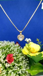 Kalung Wanita ITALY Free Liontin Love Permata Titanium Gold Perhiasan Fashion Anti Karat Anti Luntur
