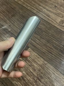 Cút nối thanh treo rèm - Thiết kế khe hở tạo đàn hồi cho thanh phi 28 và 33 tiện lợi