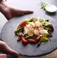 หินรองอเนกประสงค์ แผ่นหินวางอาหาร แผ่นหินเสิร์ฟอาหาร สีดำ Natural Slate Plate. 
