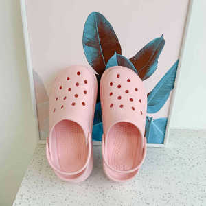 [Free Shipping] 2025 New High-Heeled Clog Sandals For Women Ins Trend Thick-Soled Closed-Toe Outdoor Non-Slip Fashionable Summer Beach Shoes