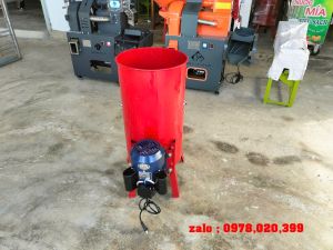 Máy băm các loại củ quả làm thức ăn cho vật nuôi nhỏ mịn