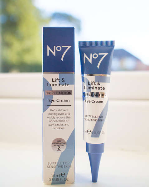 ✻UK Boots No7 lift Anti-Wrinkle Eye Cream Essence Tightening Triple Action  Black Circle Eye dai Brightening and Moisturizing✤