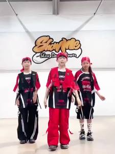 Hip Hop Boys Contrast T-shirt Red Vest Cargo Pants Girls K-pop Street Dance Clothes Sets Kids Jazz Costumes Children Streetwear2026