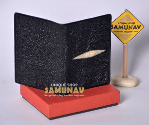 Dompet Kulit Pari Motif Hitam Diamond Vertikal