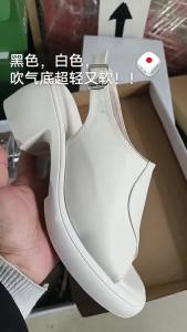 【Free Shipping】Summer thick-soled comfortable and stylish open-toe strap womens shoes elegant and classy mom sandals