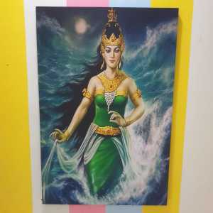 Hiasan Dinding Super Jumbo RORO KIDUL MAHKOTA Media Kain Kanvas Premium