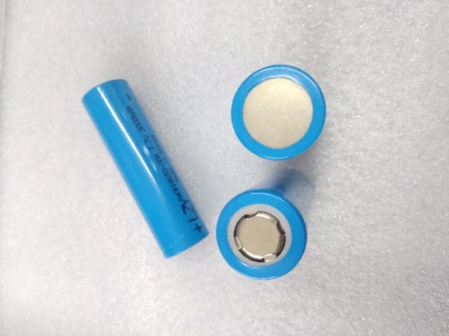 Rechargeable%203.7V%20%2018650%20Battery%20for%20mini%20fan/wireless%20microphone/Flashlight/Radio%2018650%20Size%EF%BC%88NO%20AA)%20-%20Image%202