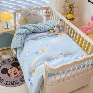 Sanrio Quilt Ultraman Stitch Kuromi Strawberry Bear Cinnamoroll Soft Skin-friendly Cartoon Printed Comforter for Children