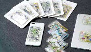 Mobile phone cooling and cooling device a must-have in summer Ice cooling and cooling device for gaming live streaming Mobile phone cooling sticker