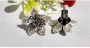 Hijabnur1 -Sepasang Anting Klip Hijab Bunga Besar / Anting Jepit Hijab Handmade