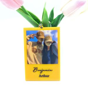 Móc khóa ảnh tùy chỉnh có sẵn trong một nhiều màu sắc vật liệu acrylic thích hợp cho quà tặng sinh nhật quà tặng ngày Valentine quà tặng Giáng sinh vv.