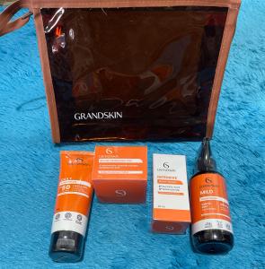 GrandSkin INTENSIVE ACNE PACKAGE (4in1) by dr. Oky Pratama Dipl. AAAM dr. Eklendro Senduk D.AAAM M.Kes dan dr. Richard Lee MARS AAAM