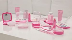 Kids Pretend Makeup Toy Set Girls Cosmetic Play House Handbag Portable Washable Gift Princess