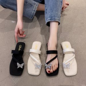 New Fashion Slippers in Summer Womens European and American Square Head Butterfly Slippers Wear Rhinestone Flat Slippers Outside