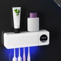 GIFTSTORES 4 Khe cắm Giá đỡ bàn chải đánh răng khử trùng UV Khử trùng thông minh Không đục lỗ Giá đỡ bàn chải đánh răng thông minh Dụng cụ làm sạch bàn chải đánh răng Có thể sạc lại Máy tiệt trùng bàn chải đánh răng điện Hộ gia đình. 