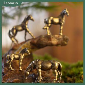 [Leomcio] รูปปั้นม้าทำจากทองเหลืองโบราณหางยาวขนาดเล็กเครื่องประดับฮวงจุ้ยจักรราศีทองแดงรูปสัตว์ขนาดเล็กงานฝีมือตกแต่งเดสก์ท็อป